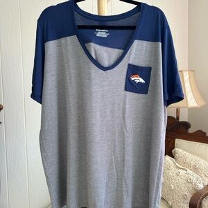 Fanatics Women's Navy and Gray Short Sleeve Tee